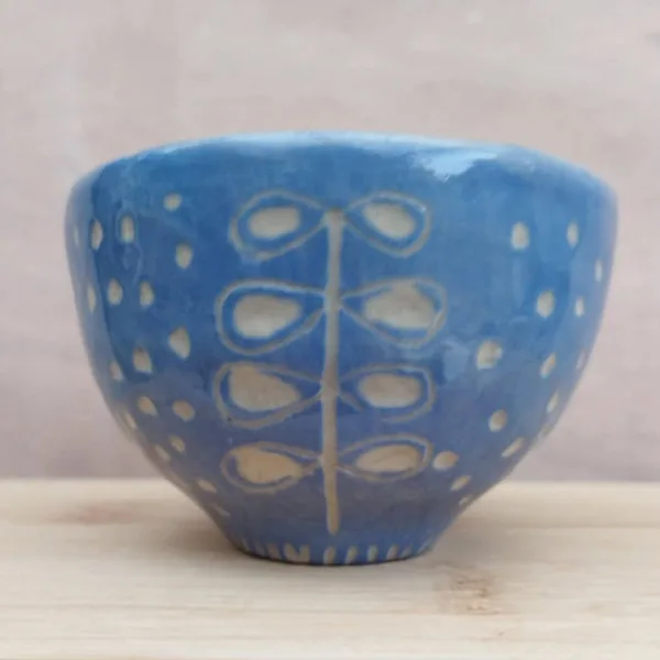décor aux engobes gravés